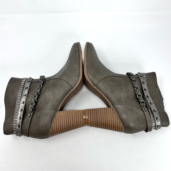 Jennifer Lopez Amber Women's Ankle Boots - Picture 8 of 16